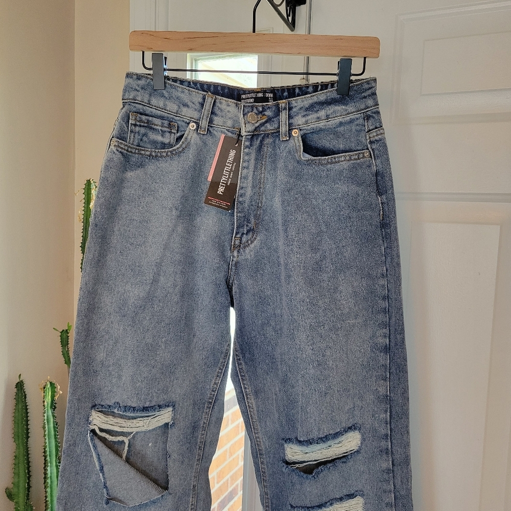 Pretty Little Thing Distressed Wide Leg Boyfriend Jeans, Size 8 100% Cotton - Picture 4 of 9